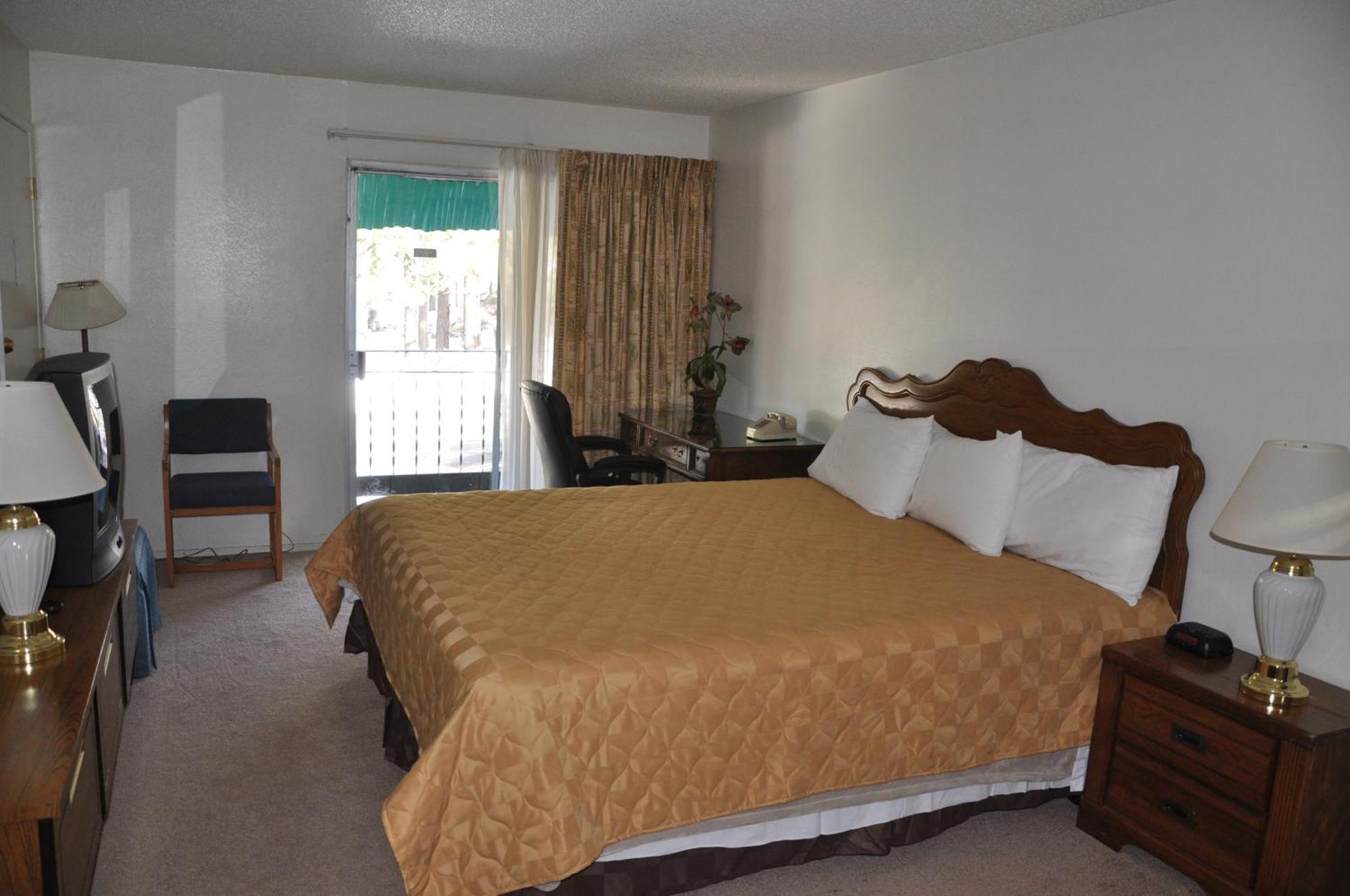 Cedar Inn & Suites South Lake Tahoe Exterior foto
